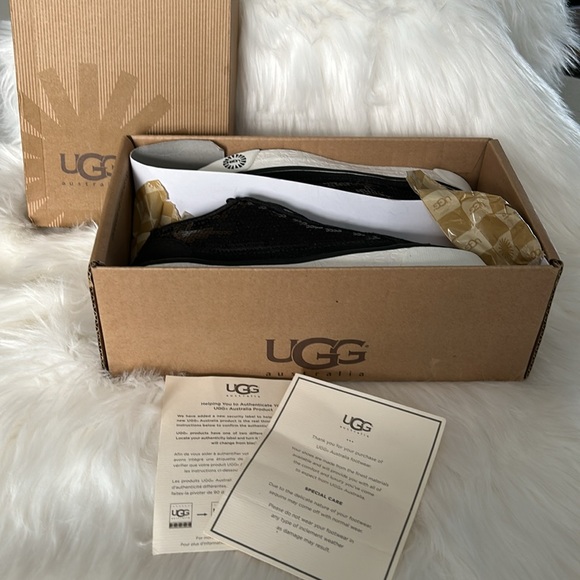 UGG Laela Sparkle Sneakers NEW IN BOX - Picture 4 of 12